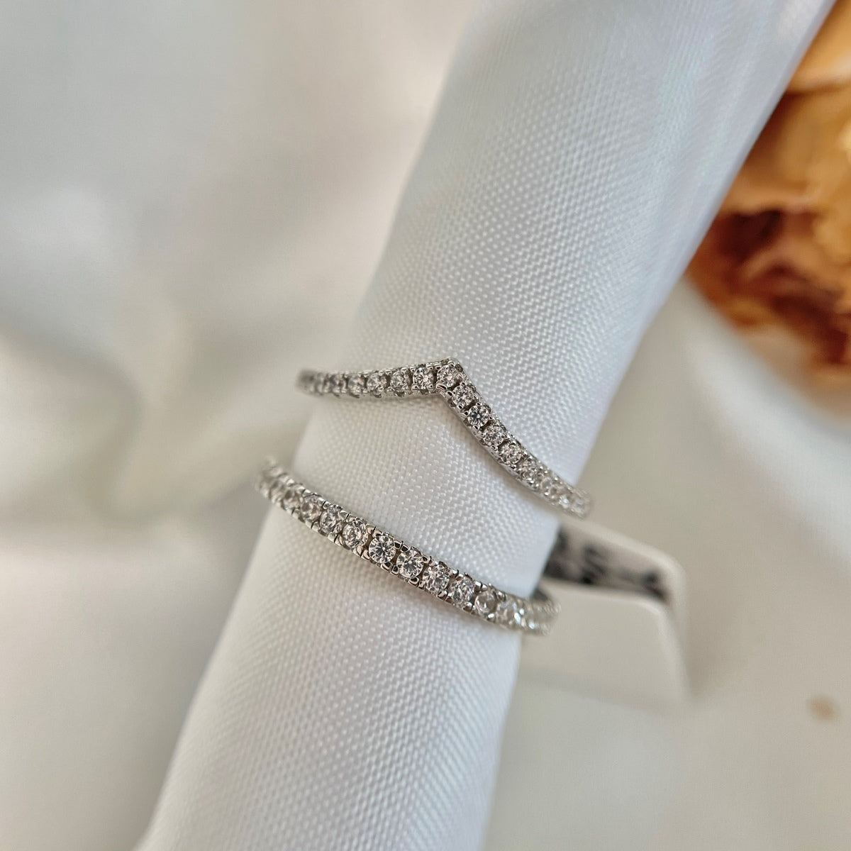 Angela Jewelry]Elaborate Tennis Band Ring