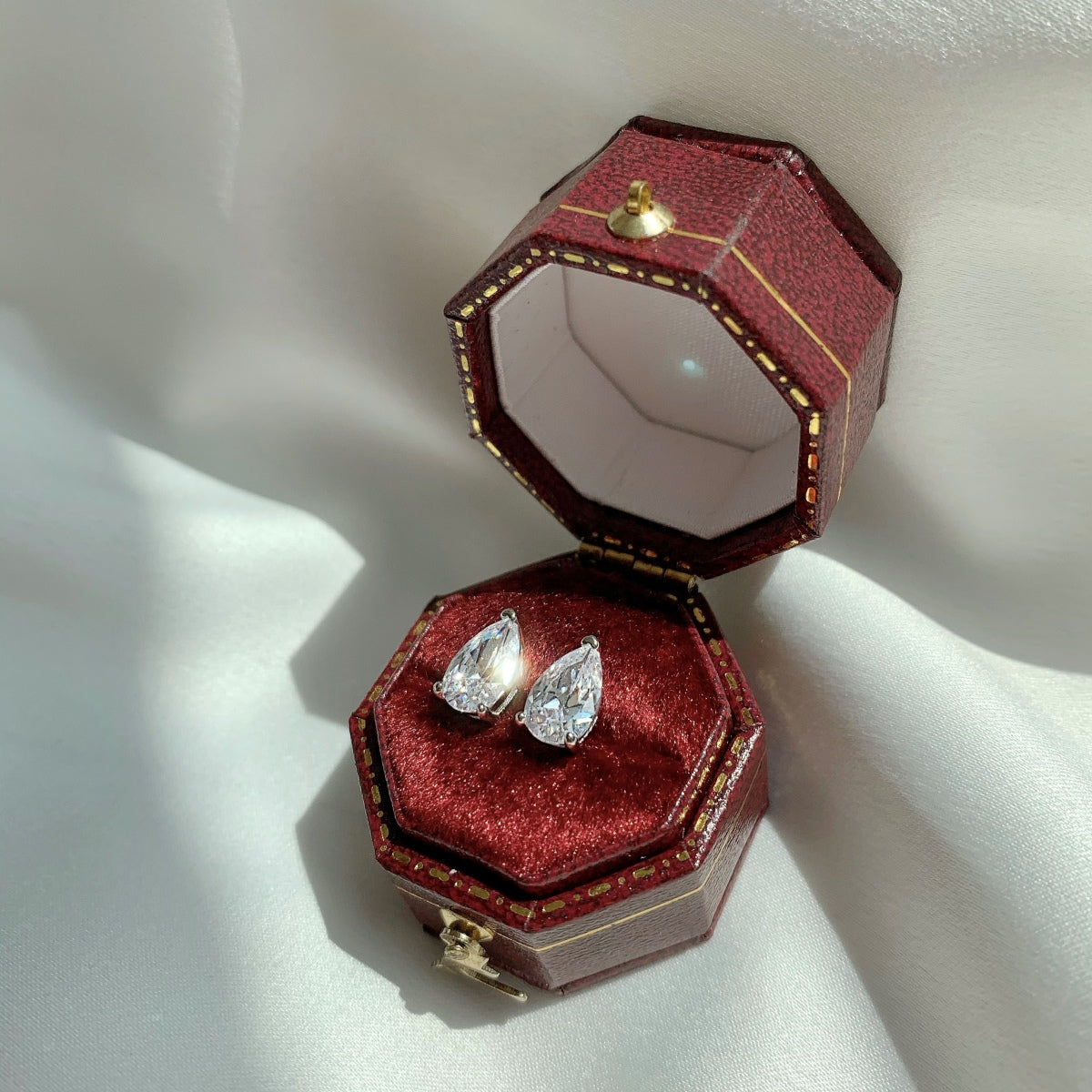 Angela Jewelry]Ornate Water Drop Shape Earrings