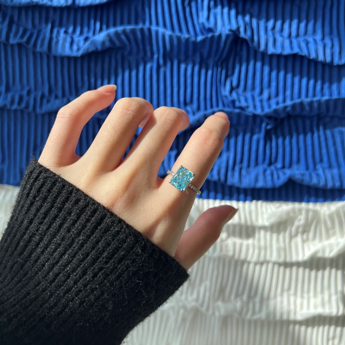 Angela Jewelry]4.0 Carat Luxurious Engagement Ring