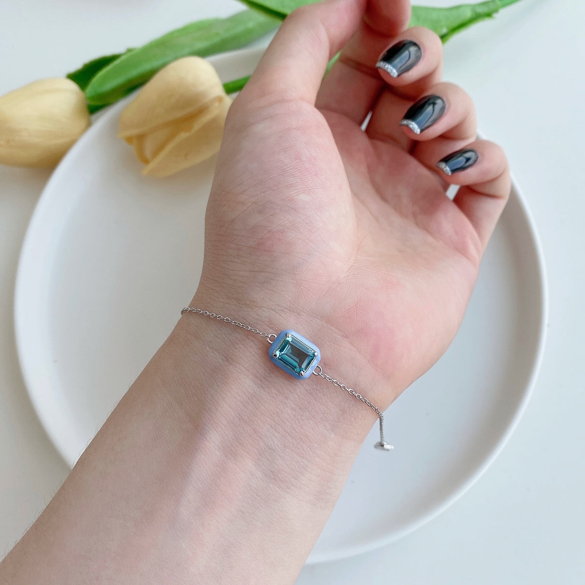 Angela Jewelry]2.0 Carat Sparkling Colorful Emerald Cut Daily Bracelet