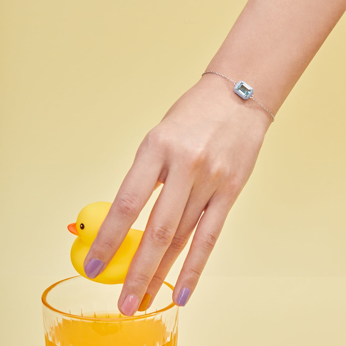 Angela Jewelry]2.0 Carat Sparkling Colorful Emerald Cut Daily Bracelet