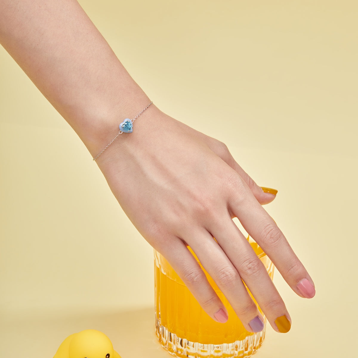 Angela Jewelry]Sparkling Romantic Heart Shape Lover Bracelet