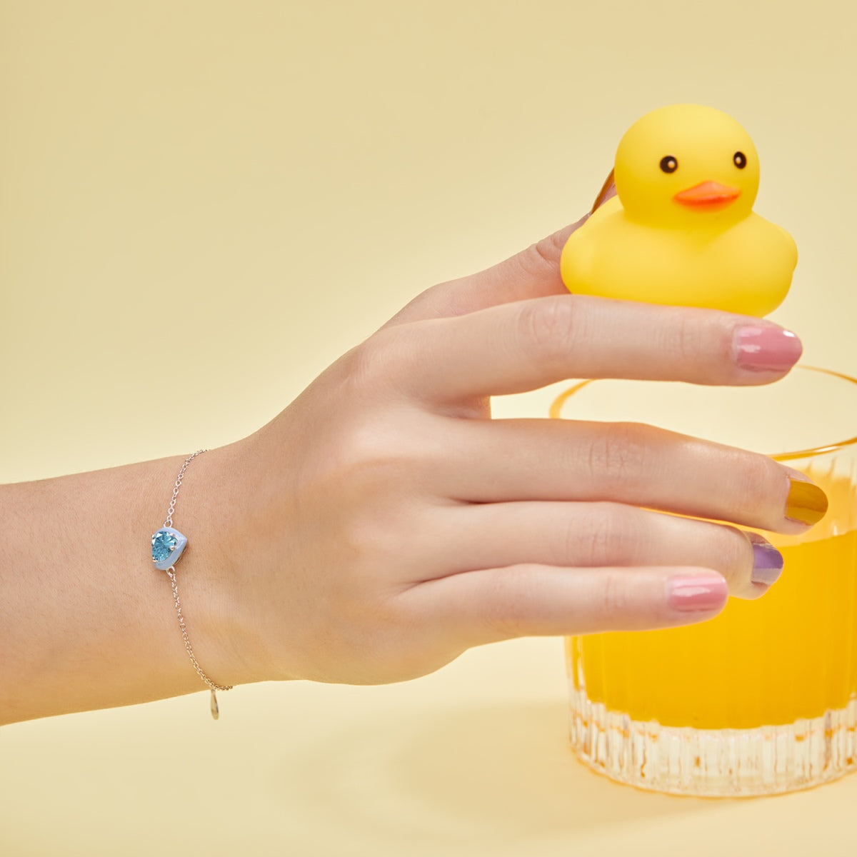 Angela Jewelry]Sparkling Romantic Heart Shape Lover Bracelet