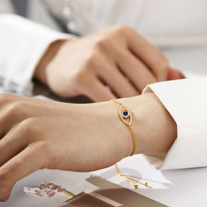 Angela Jewelry]Devil's Eye Hollow Design Bracelet