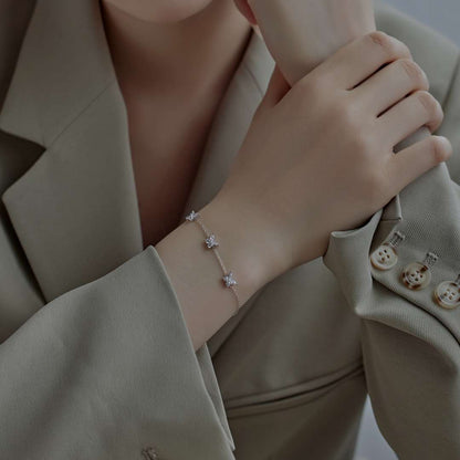 Angela Jewelry]Radiant Butterfly Shape Necklace