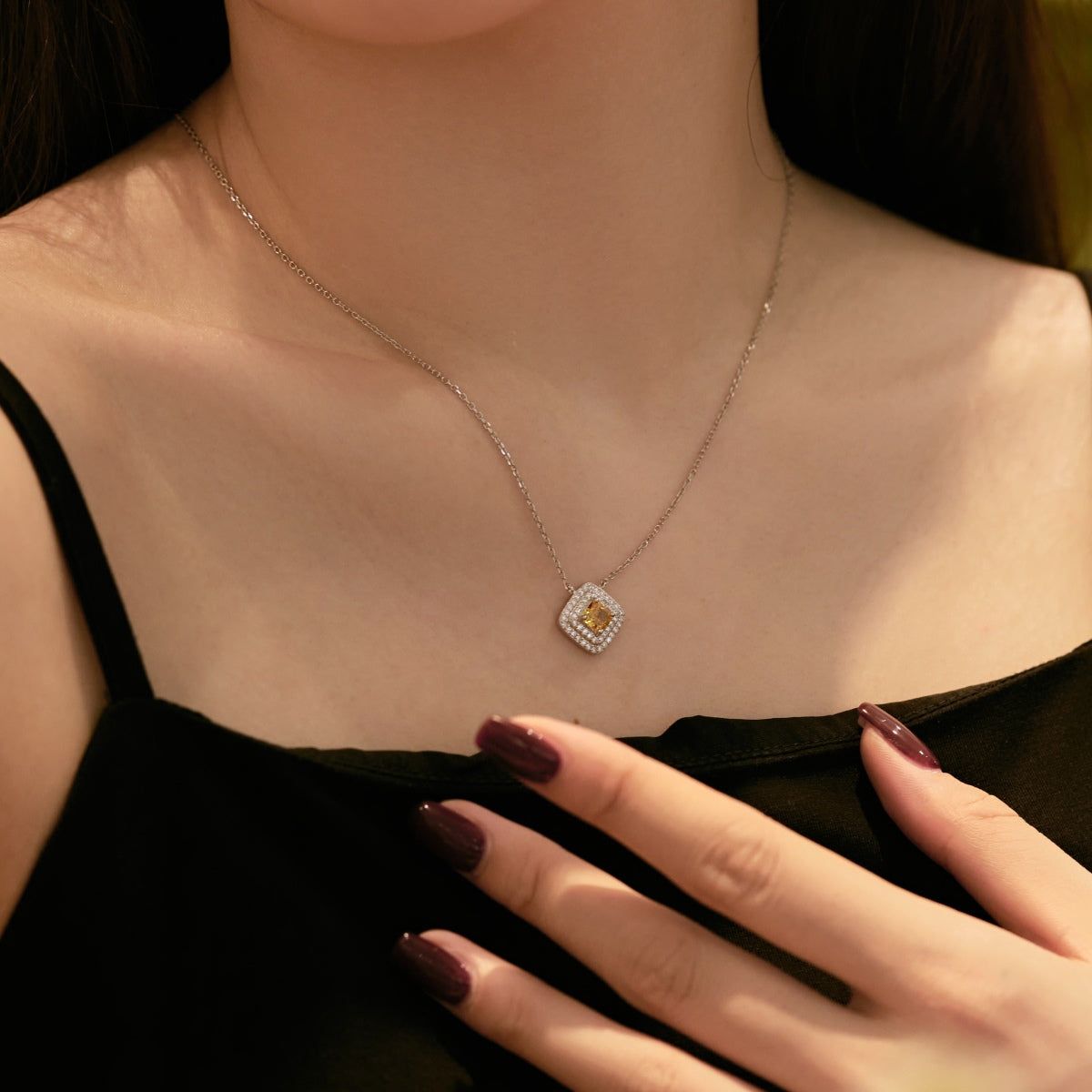 Angela Jewelry]Sparkling Asscher Cut Necklace