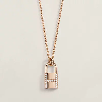 [Angela Jewellery]HM ADVANCED NICHE LOCK HEAD NECKLACE DIAMONDS