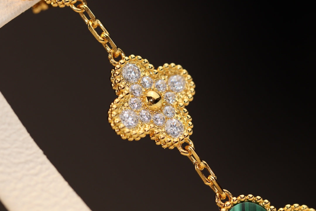 [Angela Jewellery]CLOVER EARRINGS GOLD MALACHITE DIAMOND 3 MOTIF