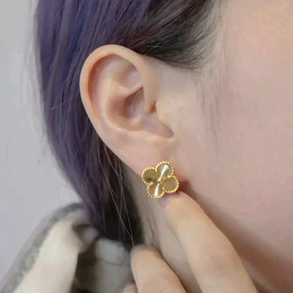 [Angela Jewellery]CLOVER MEDIUM 1 MOTIFS LASER EARRINGS