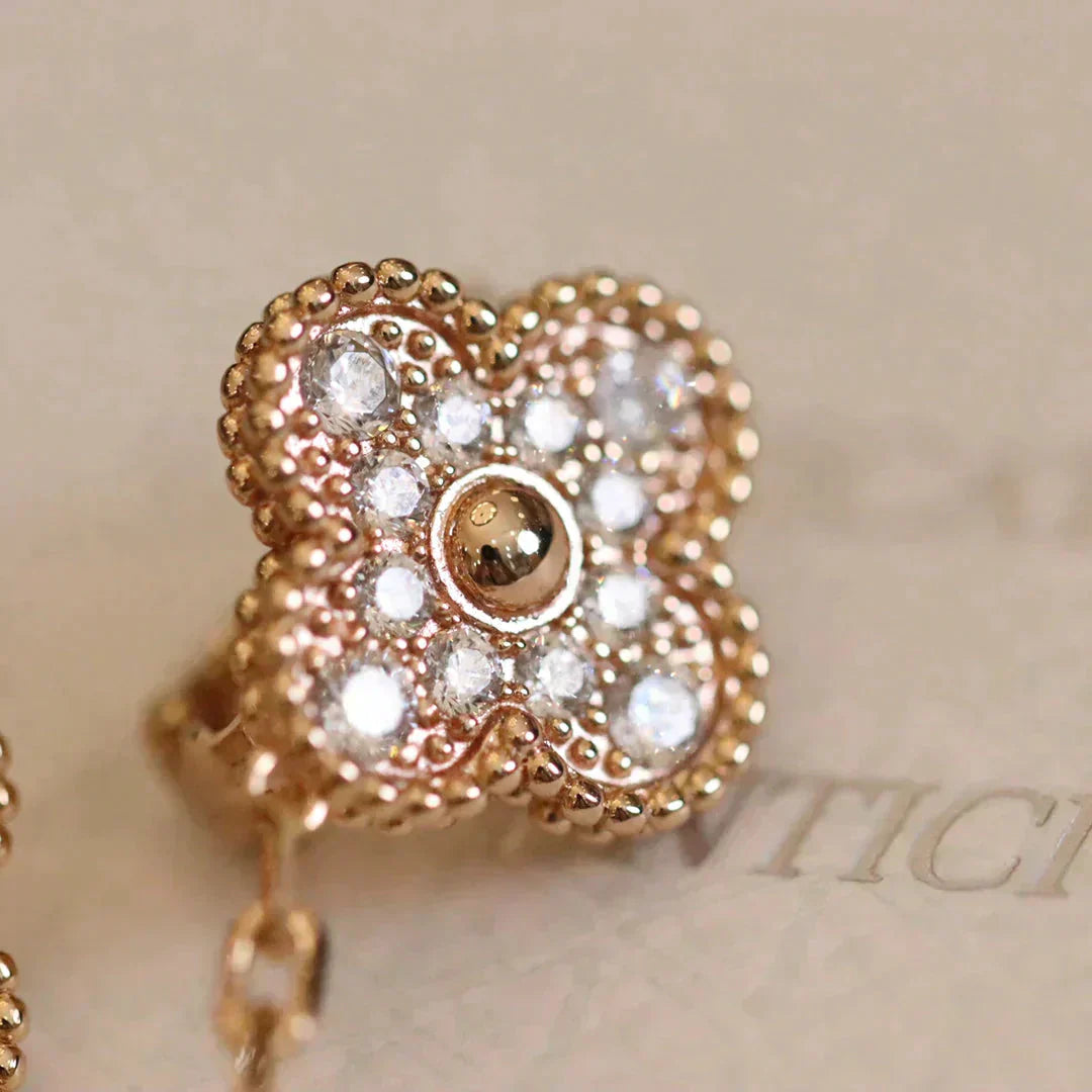 [Angela Jewellery]CLOVER MEDIUM 1 MOTIFS FUll DIAMOND EARRINGS