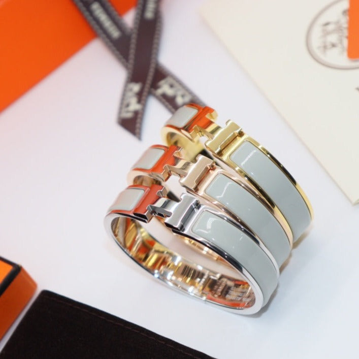 [Angela Jewellery]H LIGHT BLUE BRACELET