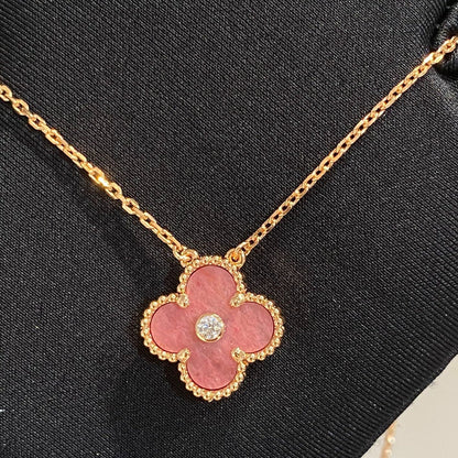 [Angela Jewellery]CLOVER 15MM DIAMOND RHODONITE NECKLACE