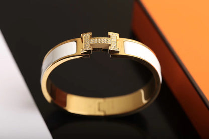 [Angela Jewellery]H BRACELET GOLD DIAMOND