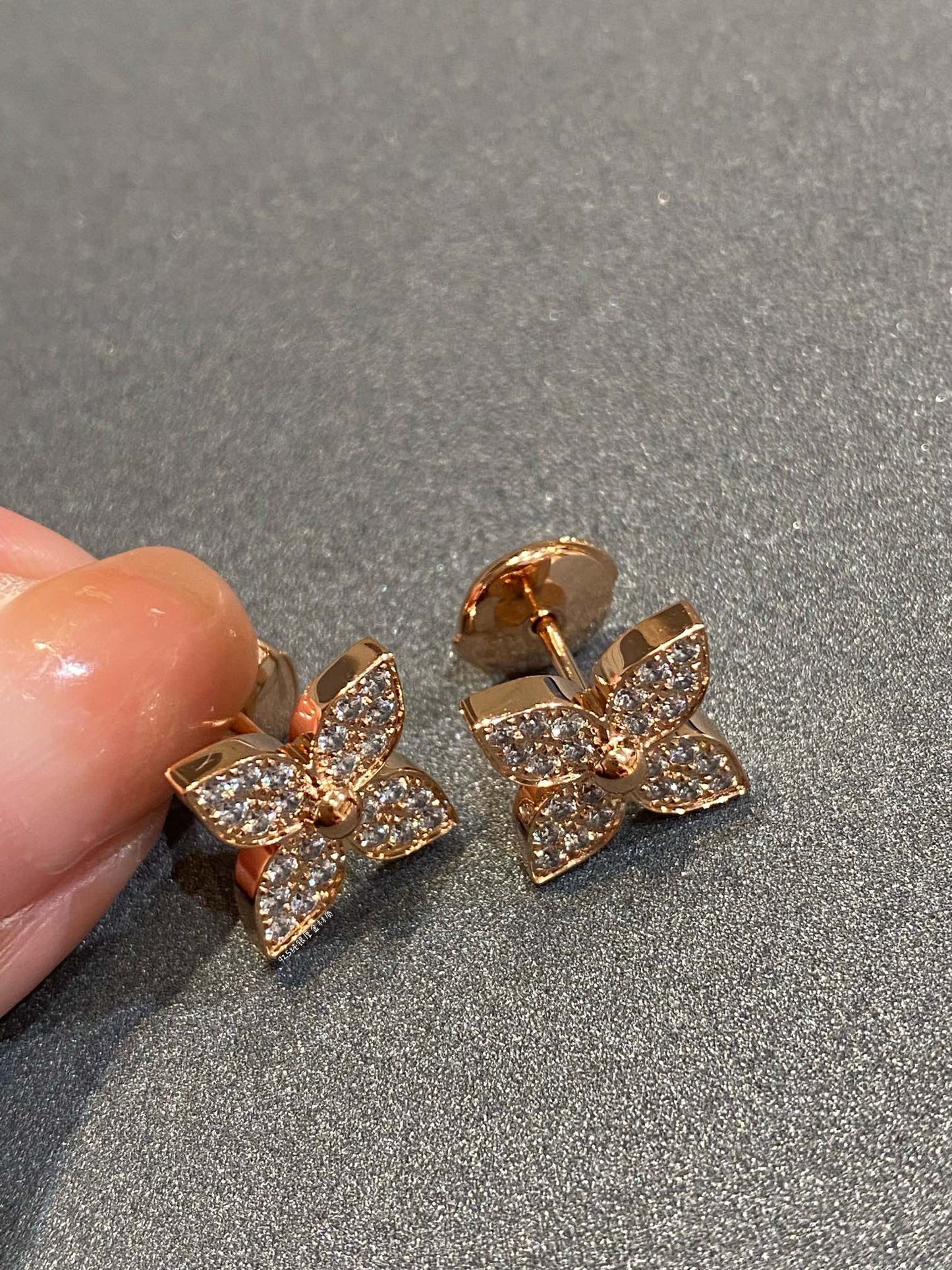[Angela Jewellery]STAR DIAMOND EARRINGS