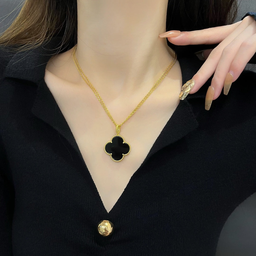[Angela Jewellery]CLOVER 25MM NECKLACE GOLD ONYX