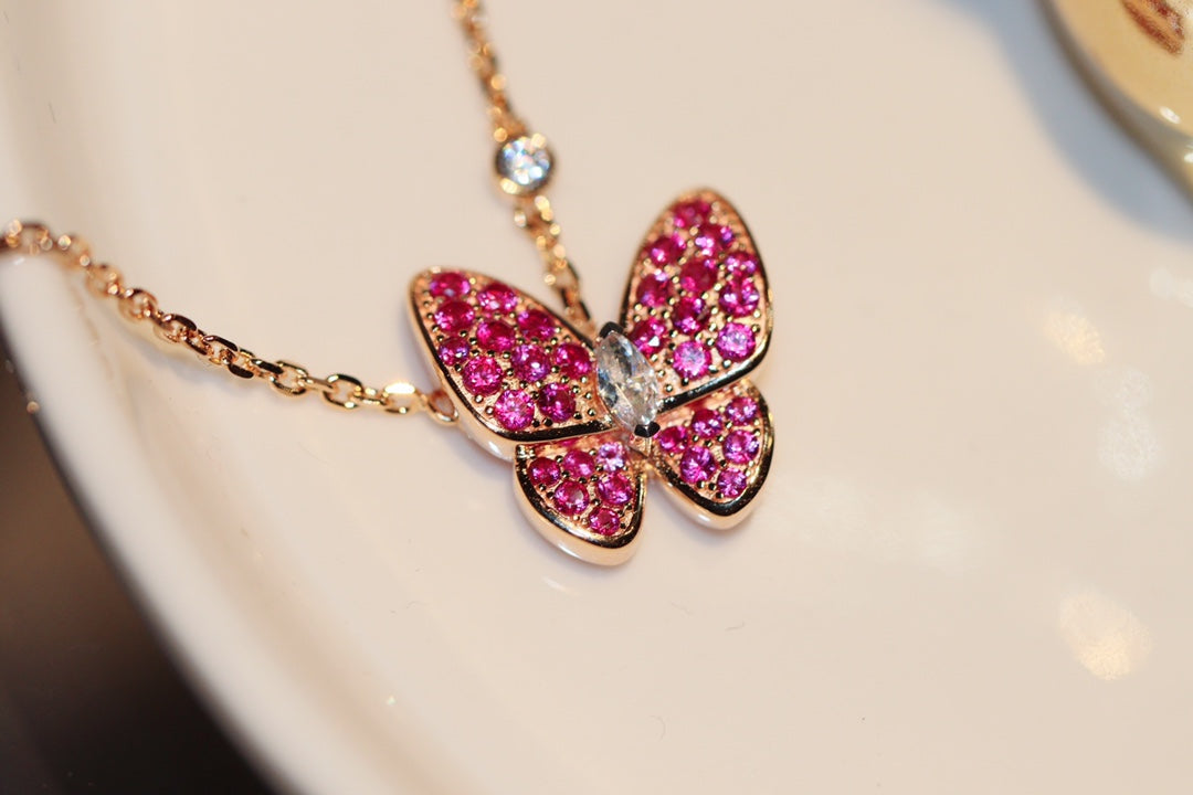 [Angela Jewellery]BUTTERFLY RED DIAMOND ROSE GOLD NECKLACE