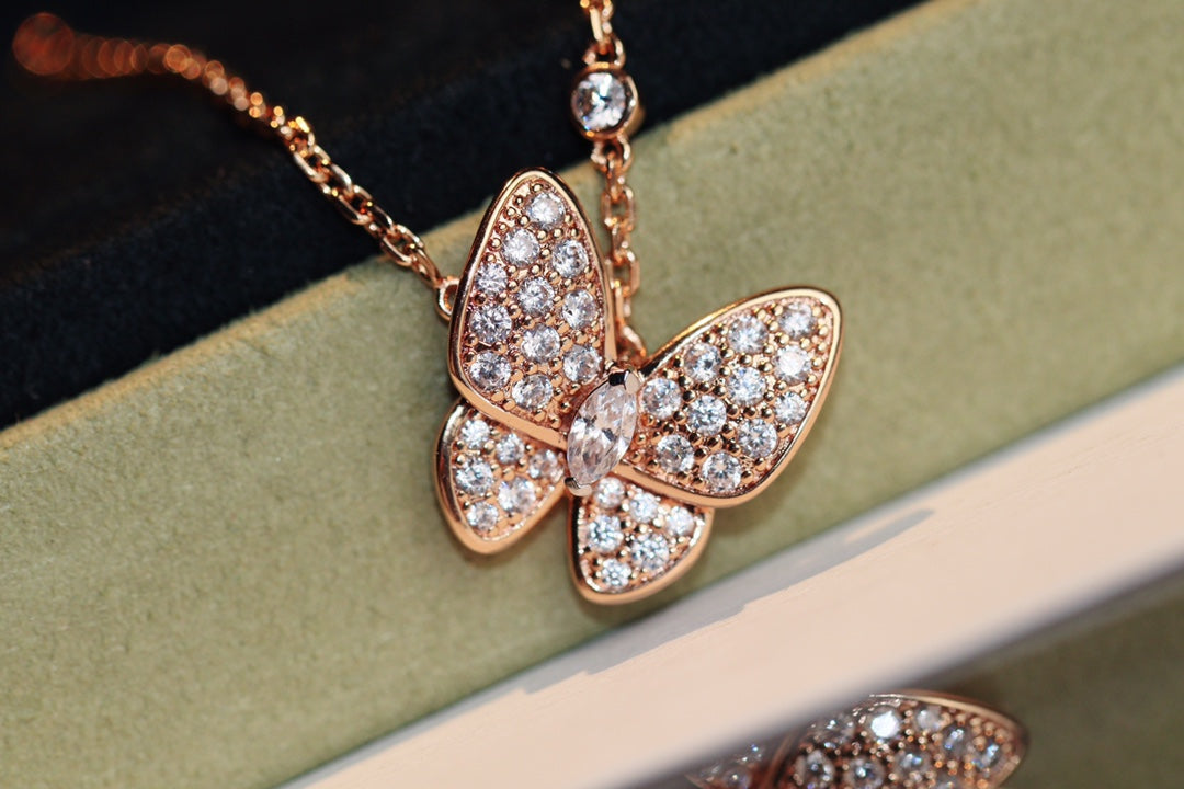 [Angela Jewellery]BUTTERFLY DIAMOND NECKLACE