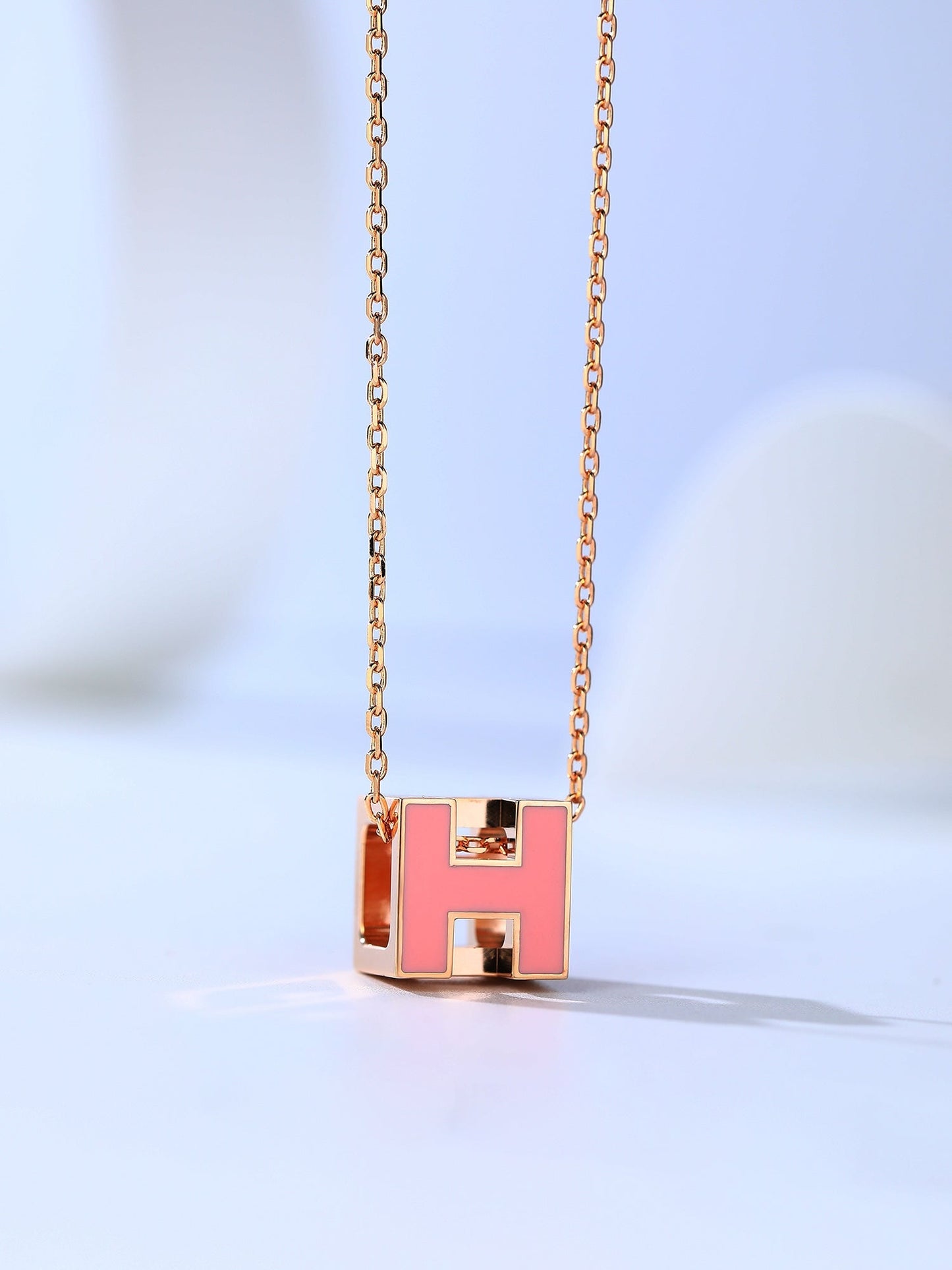 [Angela Jewellery]H CAGE PINK GOLD NECKLACE