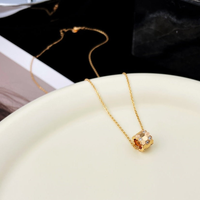 [Angela Jewellery]BEE MINI PEDANT DIAMOND NECKLACE
