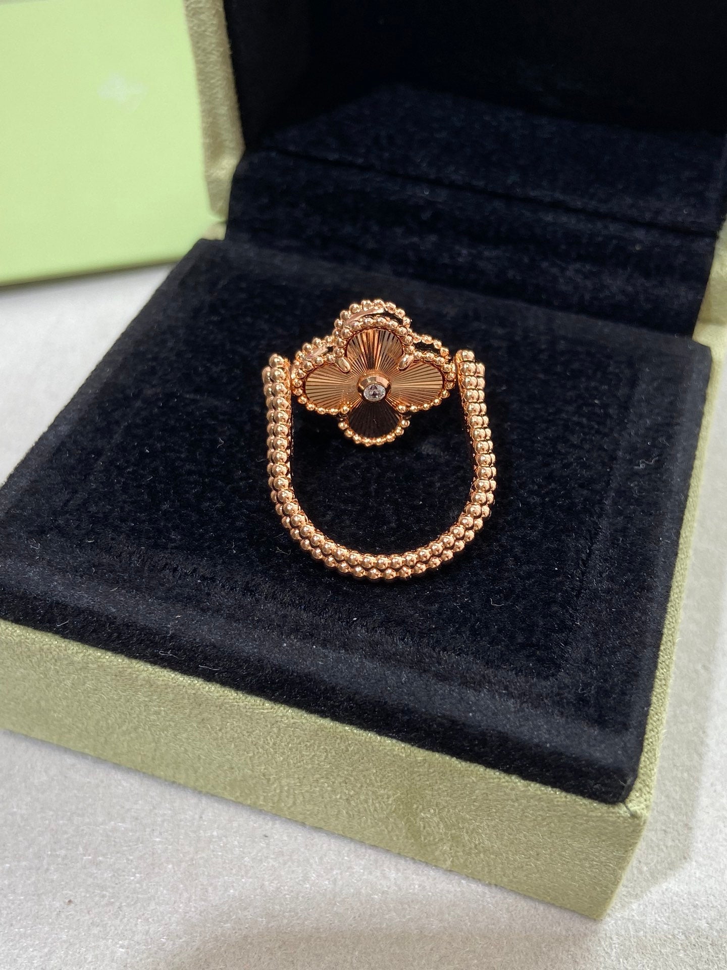 [Angela Jewellery]CLOVER RIVERSIBLE PINK GOLD RING