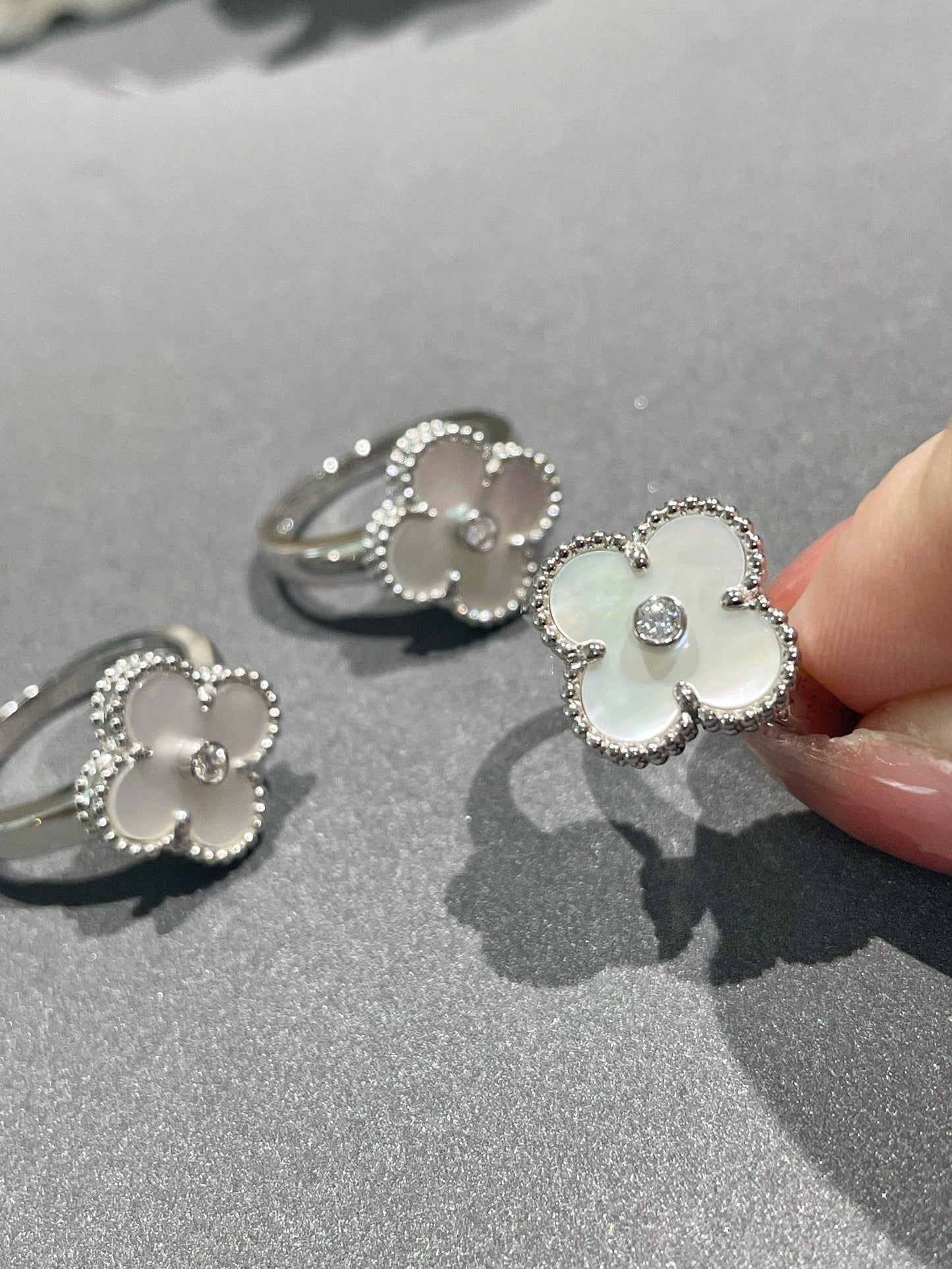 [Angela Jewellery]CLOVER SILVER MOP DIAMOND RING