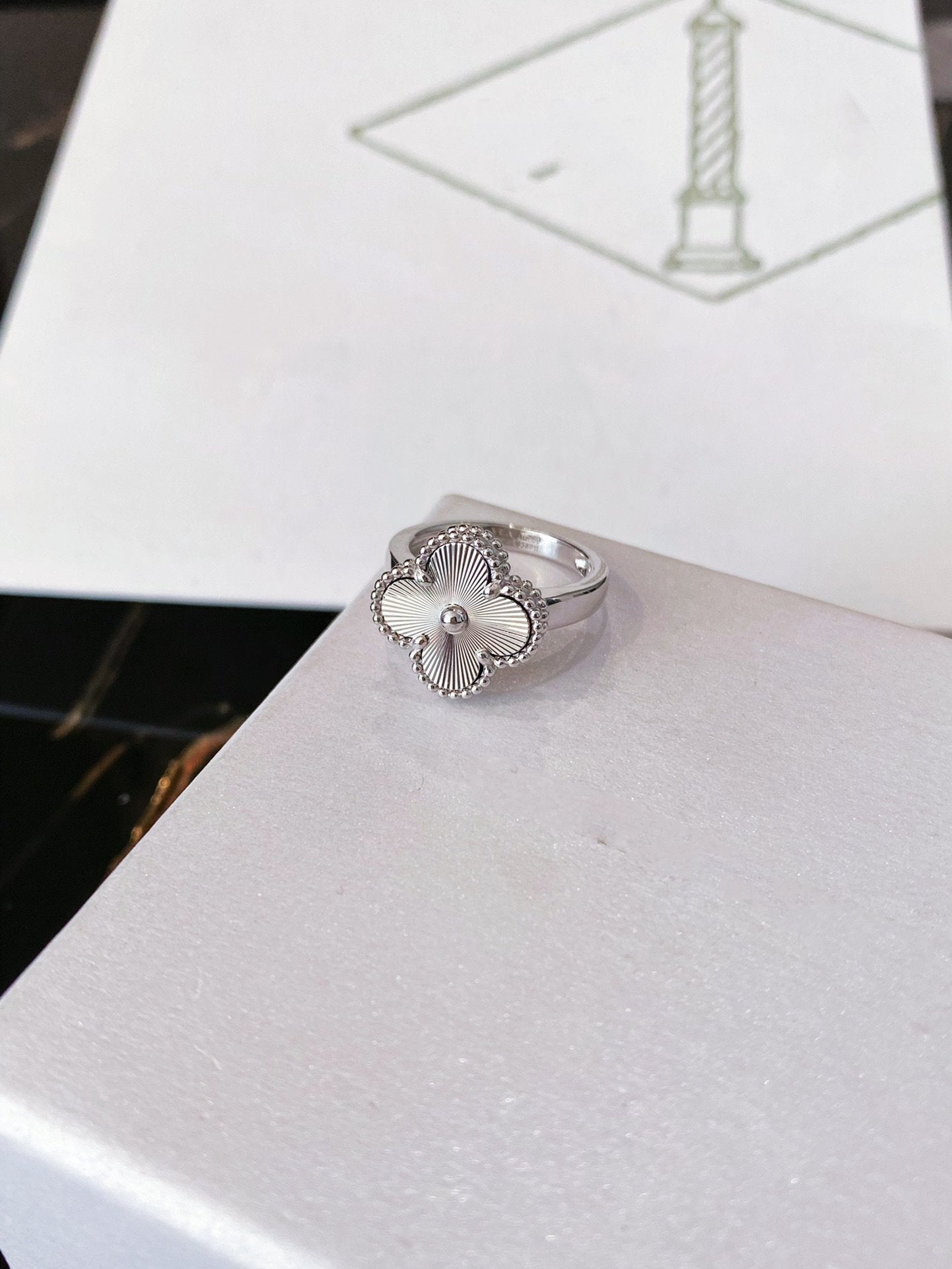[Angela Jewellery]CLOVER SILVER RING