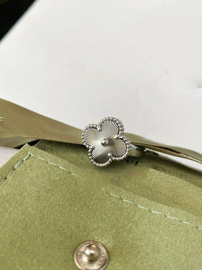 [Angela Jewellery]CLOVER SILVER RING
