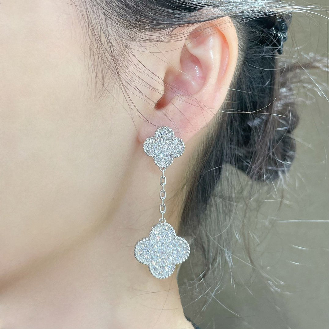 [Angela Jewellery]CLOVER 2 MOTIFS DIAMOND PAVED SILVER EARRINGS
