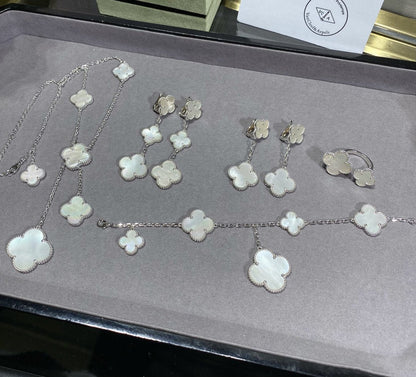 [Angela Jewellery]CLOVER 5 MOTIF WHITE MOP SILVER BRACELET