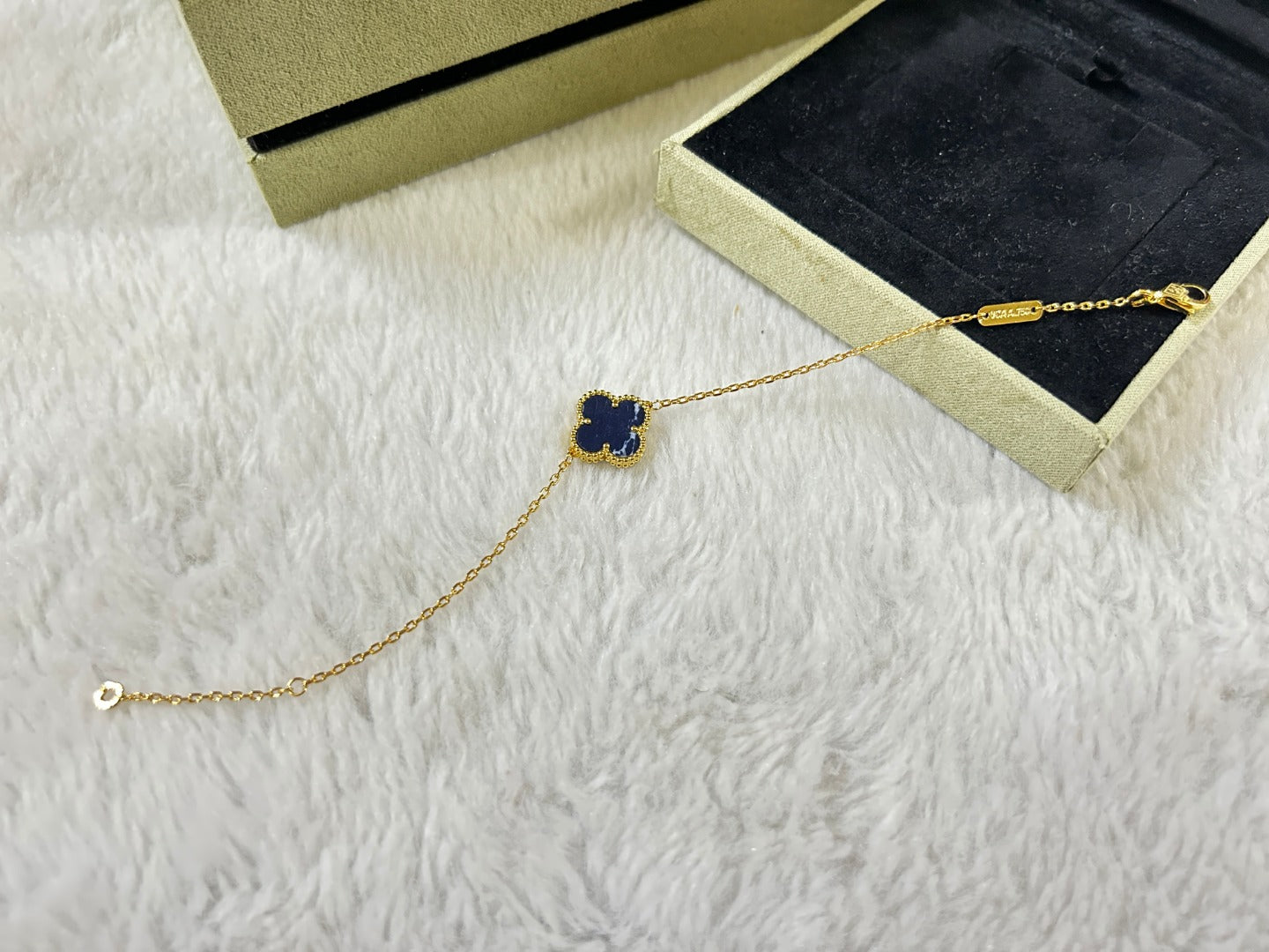 [Angela Jewellery]CLOVER 1 MOTIF PIETERSITE BRACELET