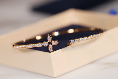 [Angela Jewellery]IDYLLE GOLD OPEN BRACELET DIAMOND PAVED