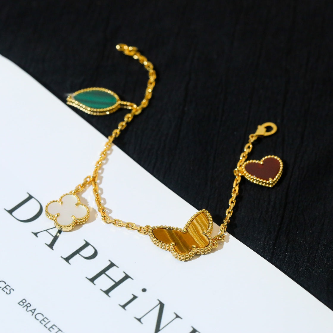[Angela Jewellery]LUCKY SPRING 5 MOTIF GOLD BRACELET
