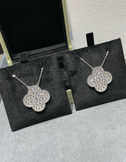 [Angela Jewellery]CLOVER 25MM LARGE PENDANT DIAMOND PAVED SILVER NECKLACE