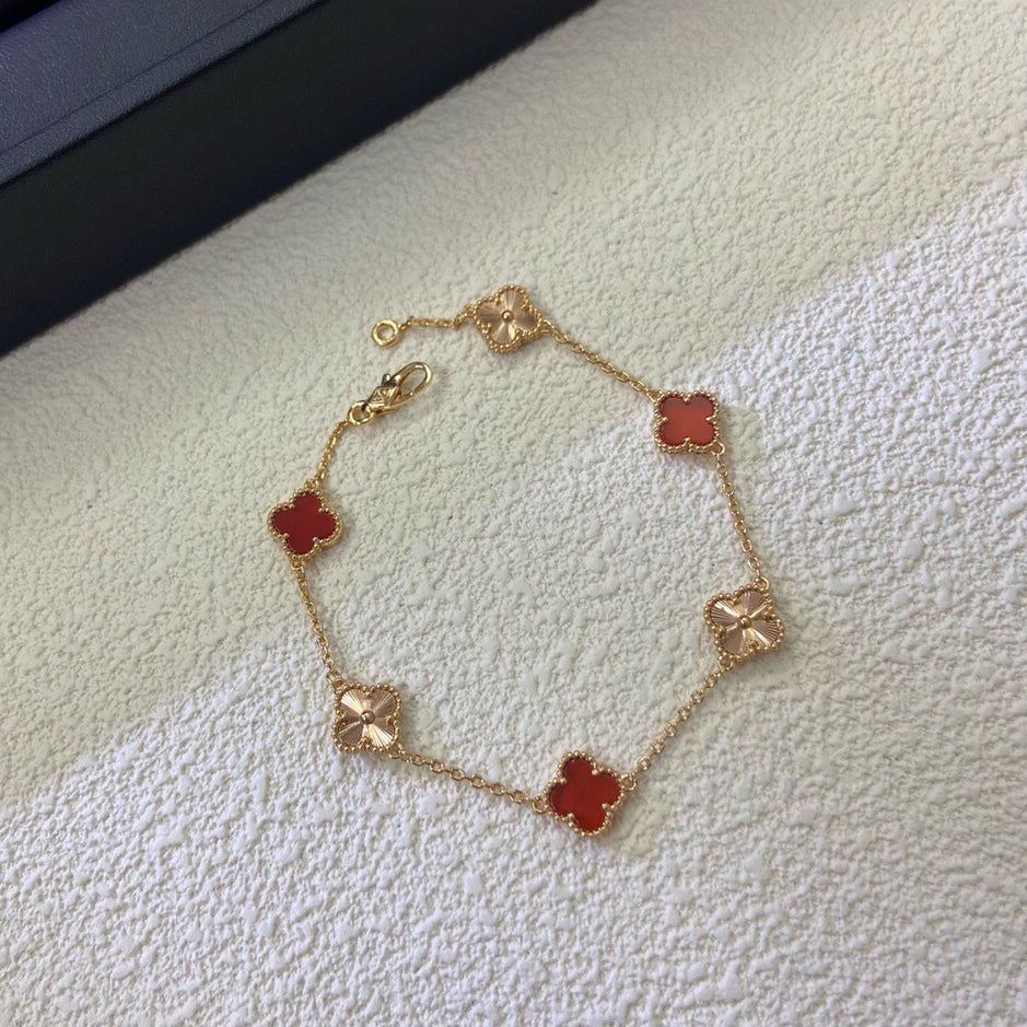 [Angela Jewellery]CLOVER 6 MOTIF RED AGATE LASER BRACELET