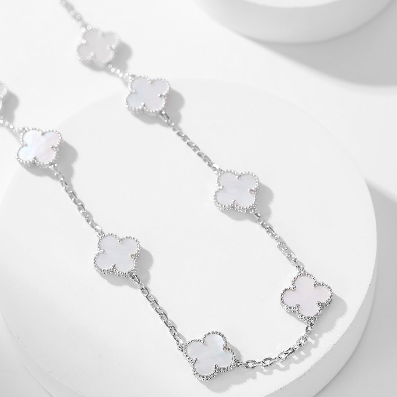 [Angela Jewellery]CLOVER 10 MOTIFS WHITE MOTHER OF PEARL NECKLACE