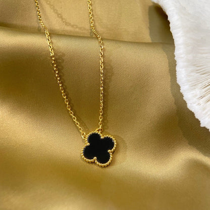 [Angela Jewellery]CLOVER 15MM BLACK ONYX SINGLE FLOWER NECKLACE
