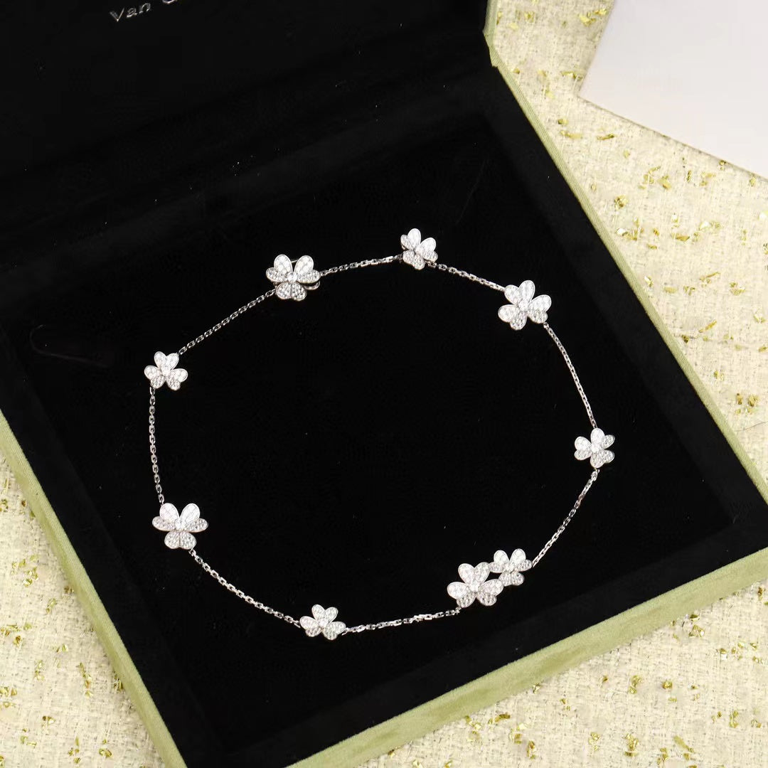 [Angela Jewellery]FRIVOLE SILVER 9 FLOWERS NECKLACE