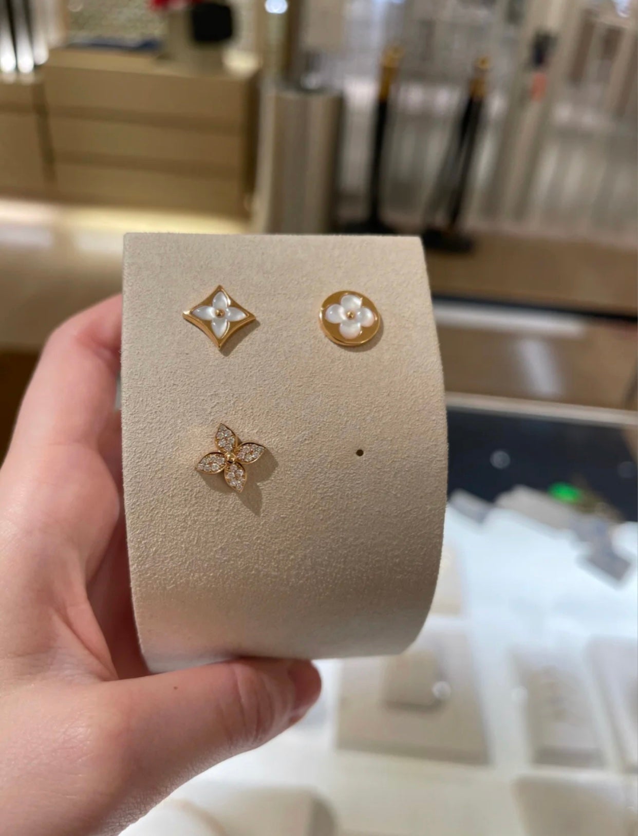 [Angela Jewellery]STAR BLOSSOM STUD EARRINGS PINK GOLD DIAMONDS