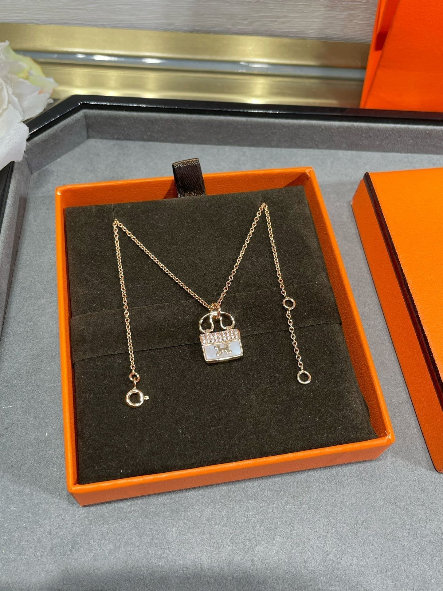 [Angela Jewellery]H CIRCE MOISSANITE PENDANT NECKLACE GOLD
