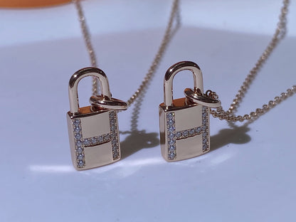 [Angela Jewellery]HM ADVANCED NICHE LOCK HEAD NECKLACE DIAMONDS