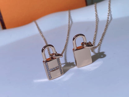 [Angela Jewellery]HM ADVANCED NICHE LOCK HEAD NECKLACE DIAMONDS
