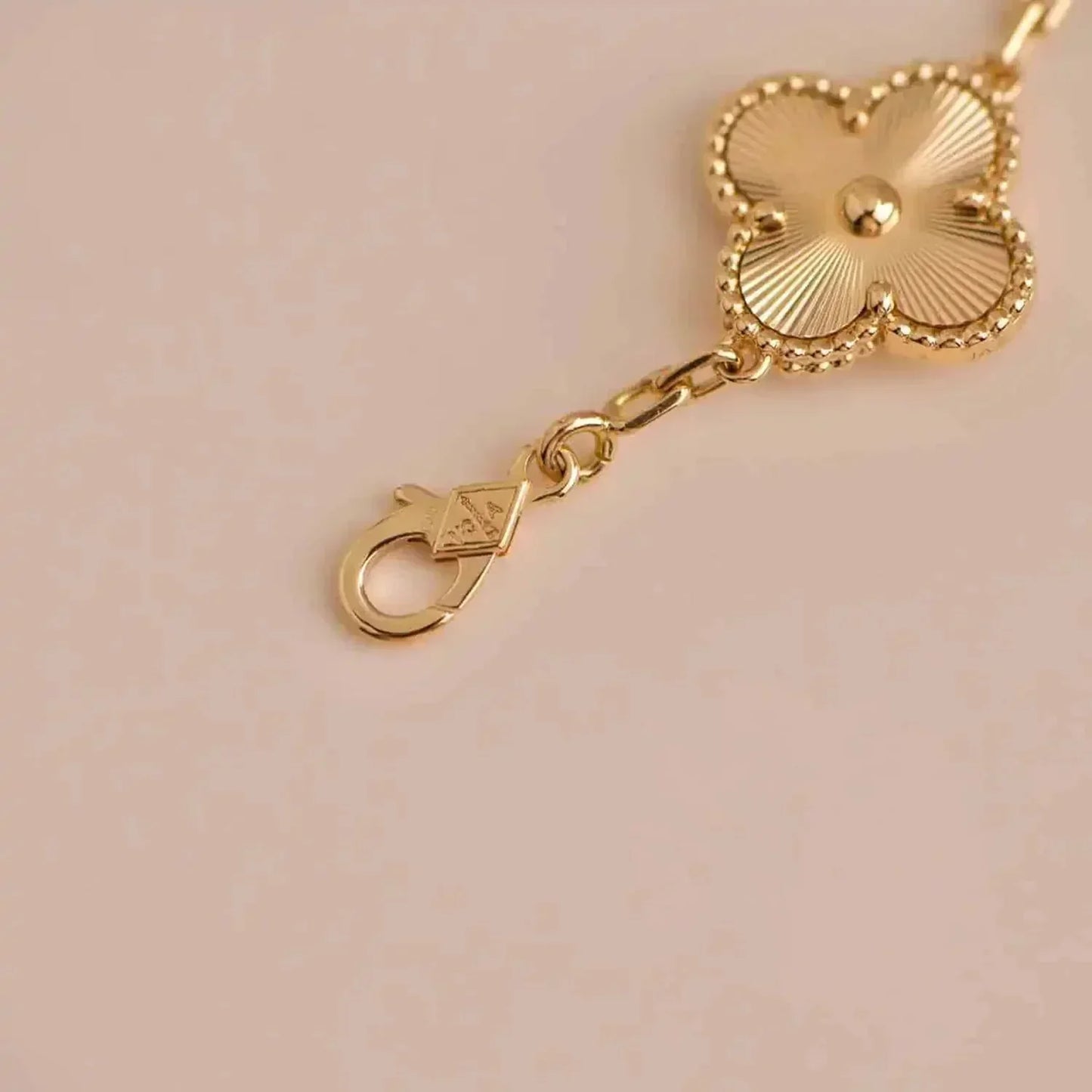 [Angela Jewellery]CLOVER 5 FLOWERS LASER BRACELET
