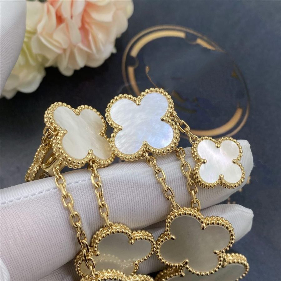 [Angela Jewellery]CLOVER EARRINGS WHITE MOP 4 MOTIFS GOLD