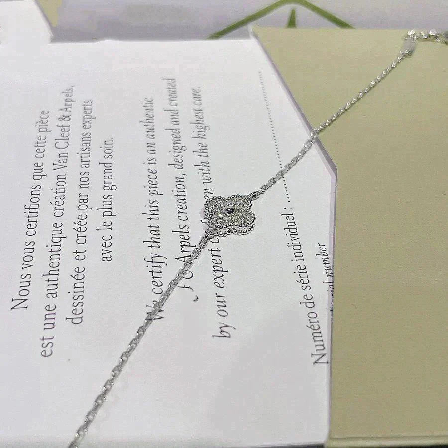 [Angela Jewellery]CLOVER  SINGLE FLOWER BRACELET SILVER