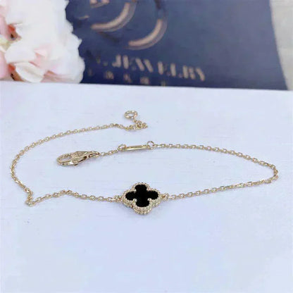 [Angela Jewellery]CLOVER ONYX SINGLE FLOWER BRACELET
