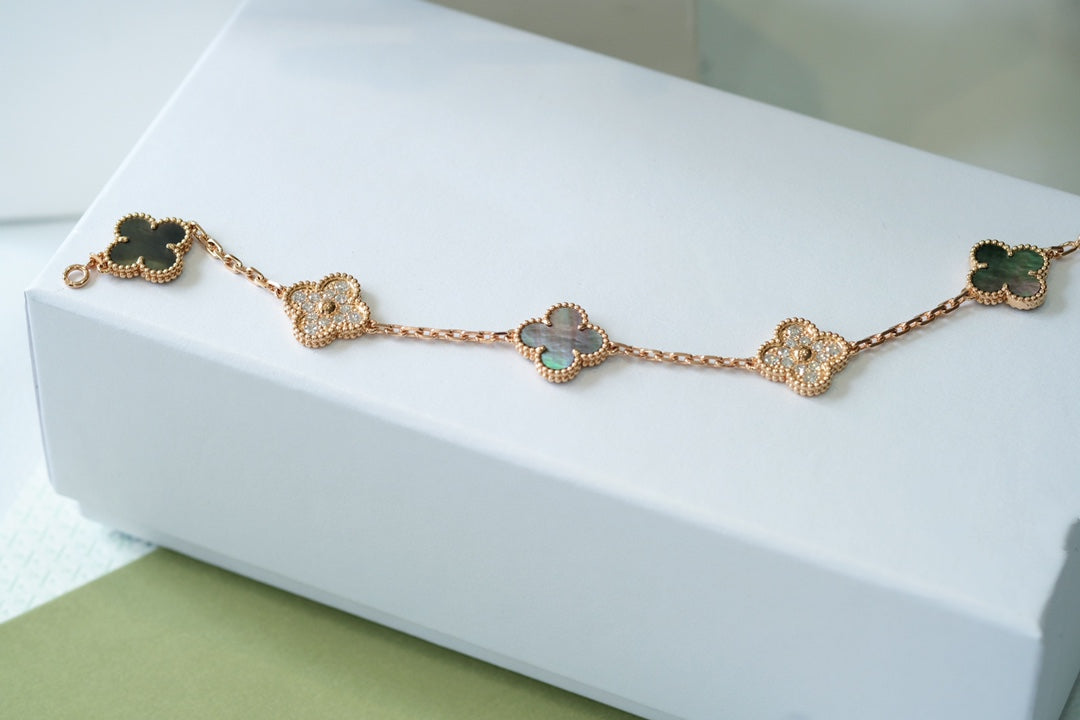 [Angela Jewellery]CLOVER 5 MOTIFS DARK MOP AND DIAMONDS PINK GOLD BRACELET